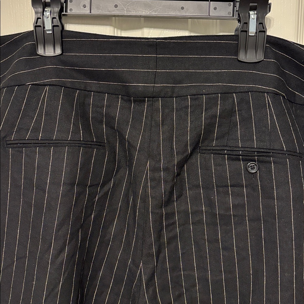 Lauren Ralph Lauren Plus Pinstripe Linen Blend Shorts - Picture 7 of 11